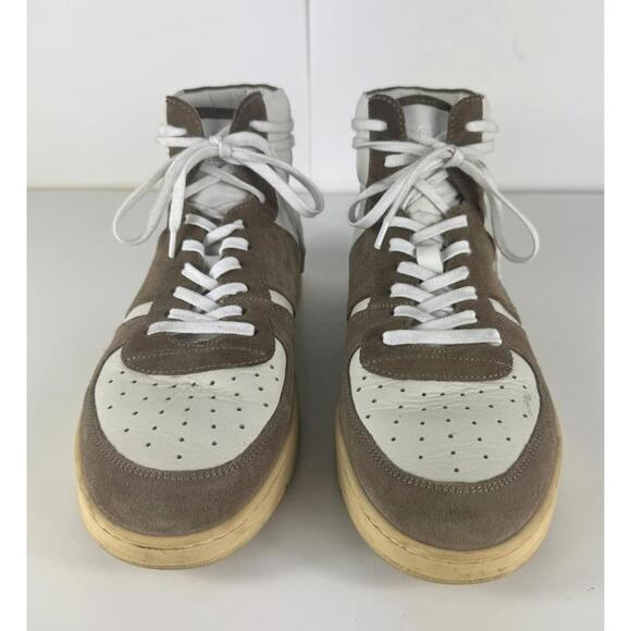 Athletic_Shoes